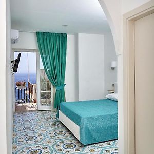 Malafemmena Guest House